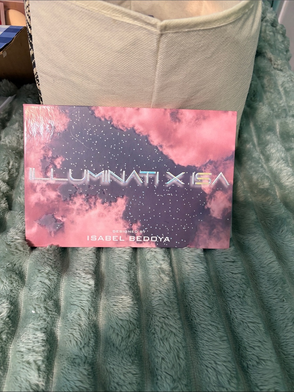 Illuminati x Isa Eye Palette